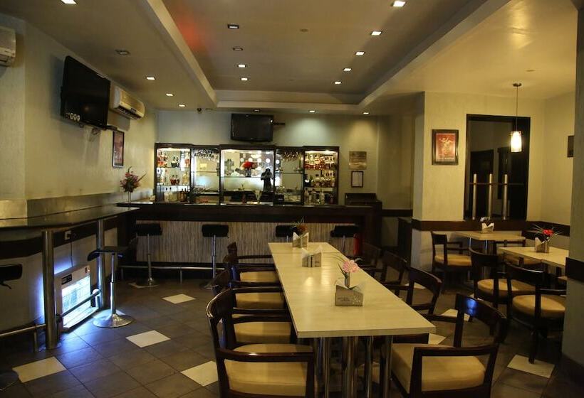 酒店 Tourist Deluxe