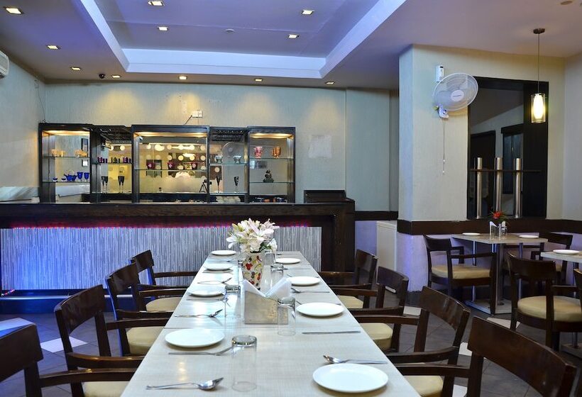 酒店 Tourist Deluxe