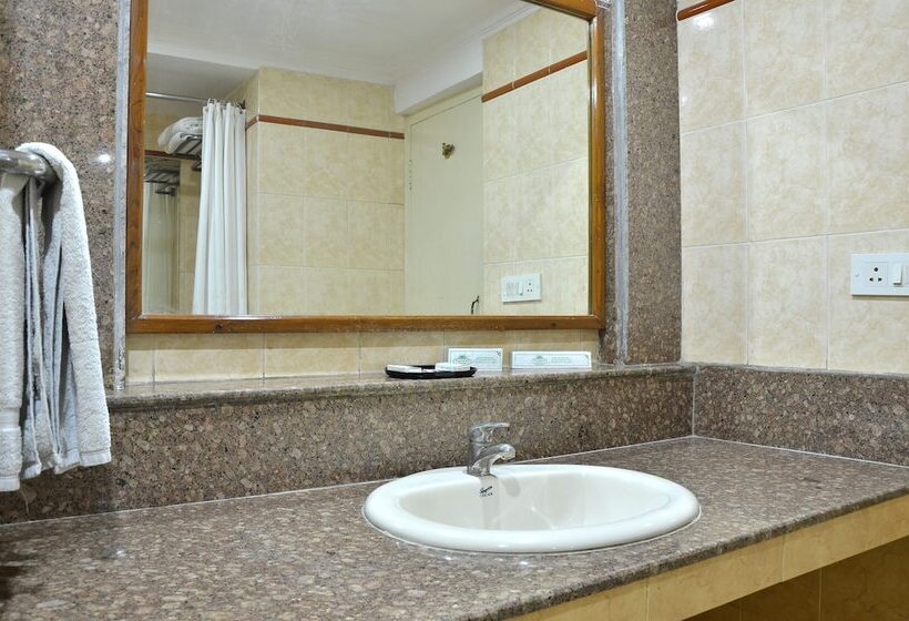 酒店 Tourist Deluxe