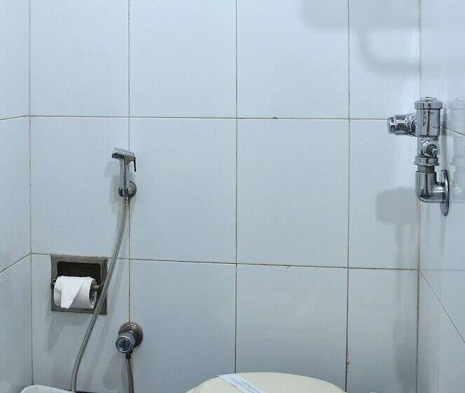 酒店 Tourist Deluxe