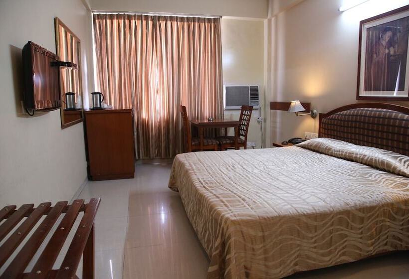 酒店 Tourist Deluxe