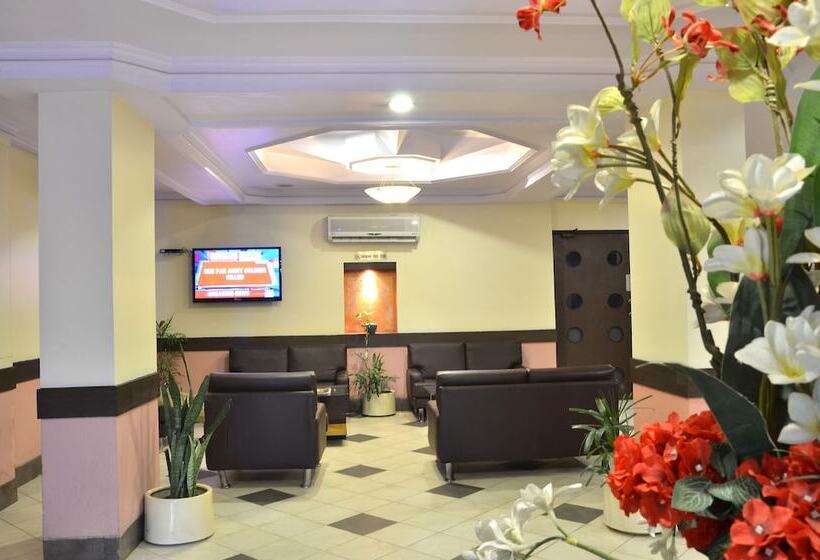 酒店 Tourist Deluxe