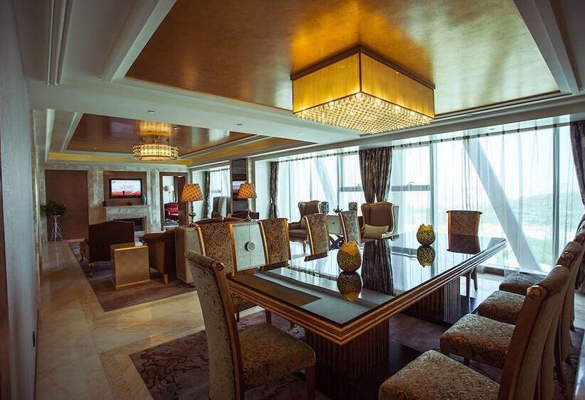 Universal Hotel Urumqi