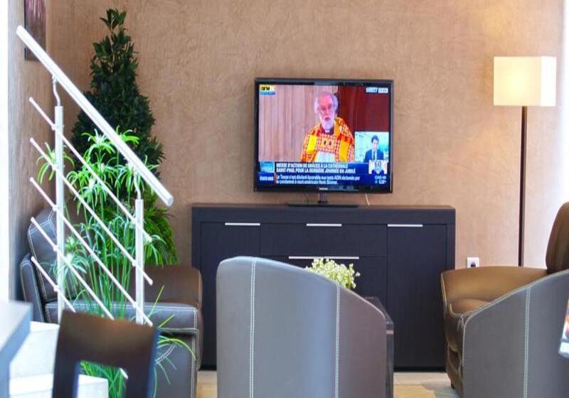 ホテル Paris Pacific Paris Villejuif  Pres Du Metro L Hay Les Roses Ligne 14   Direct Paris Aeroport Orly E