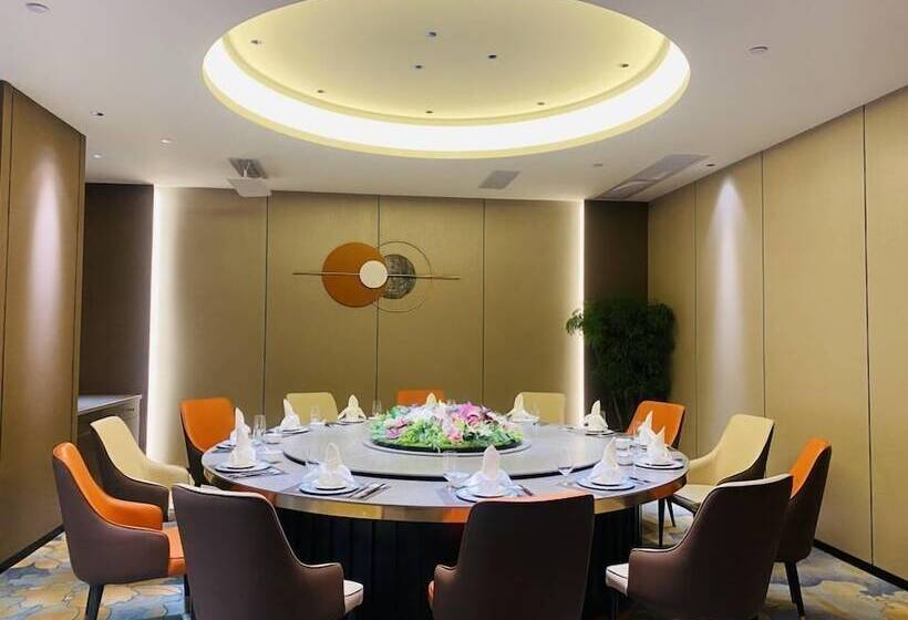 Vanburgh Hotel   Free Shuttle Bus Transfer During Canton Fair