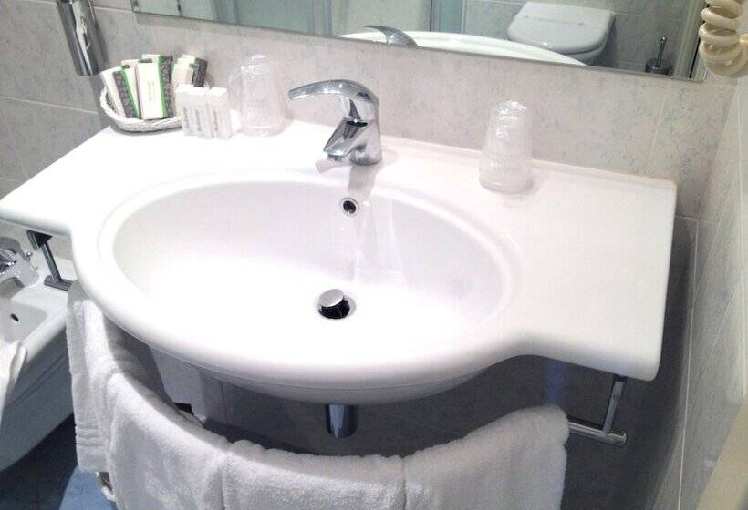 Отель Villa Cinzia