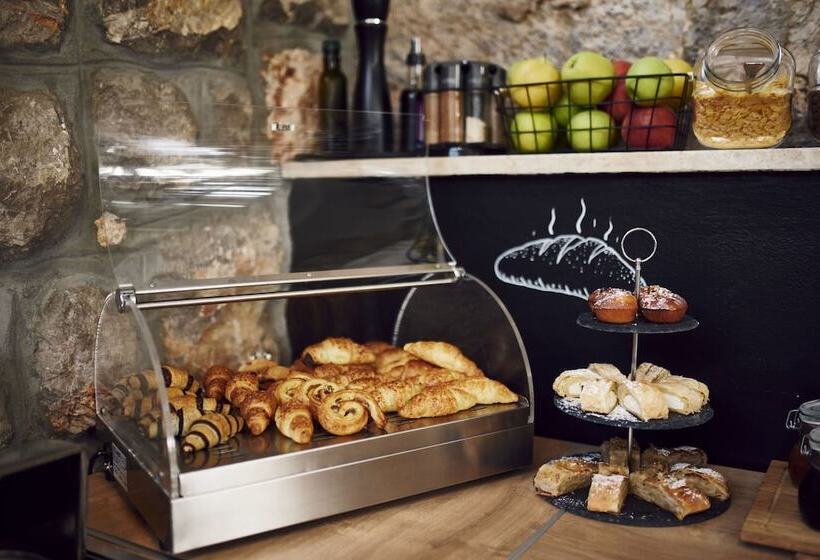 호텔 Villa Eugenia