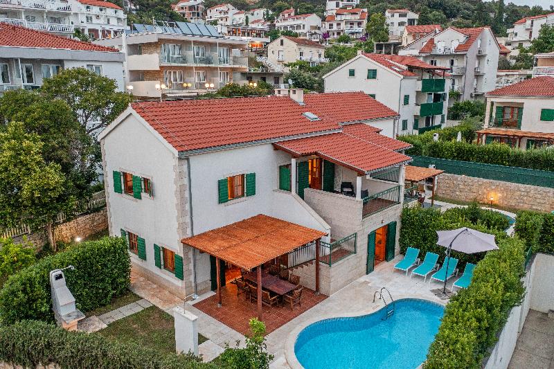 فندق Villa Liza 70 M Away From Sea