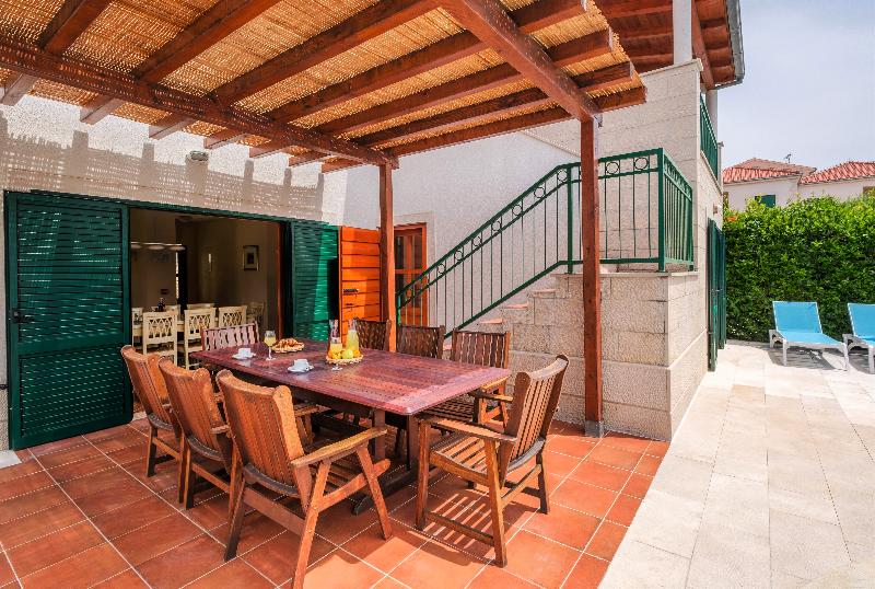 فندق Villa Liza 70 M Away From Sea