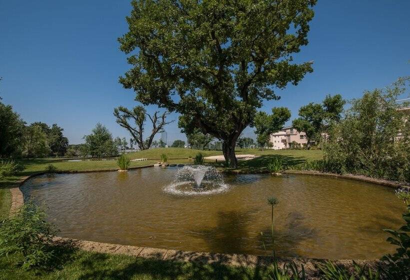 L  Araba Fenice Hotel & Resort