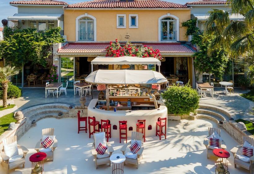 La Capria Suite Hotel Alaçatı   Adults Only