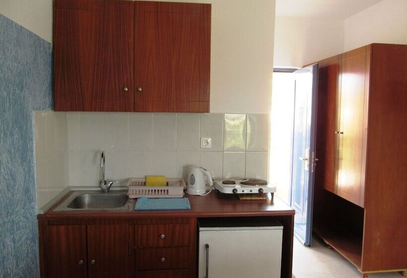 Paraschos Studios Kos