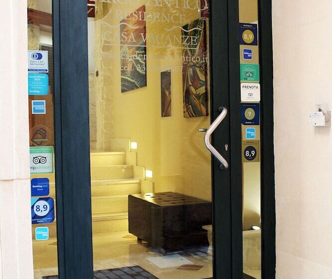 Residence Arco Antico