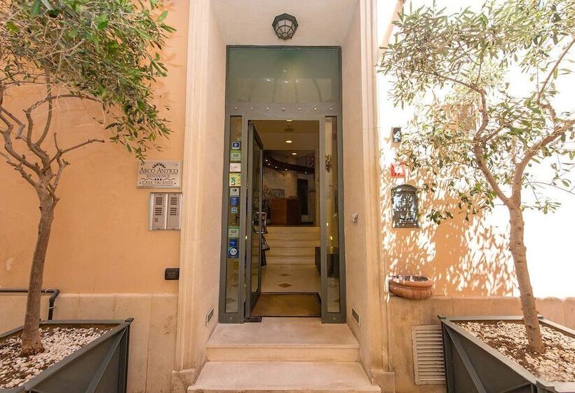 Residence Arco Antico