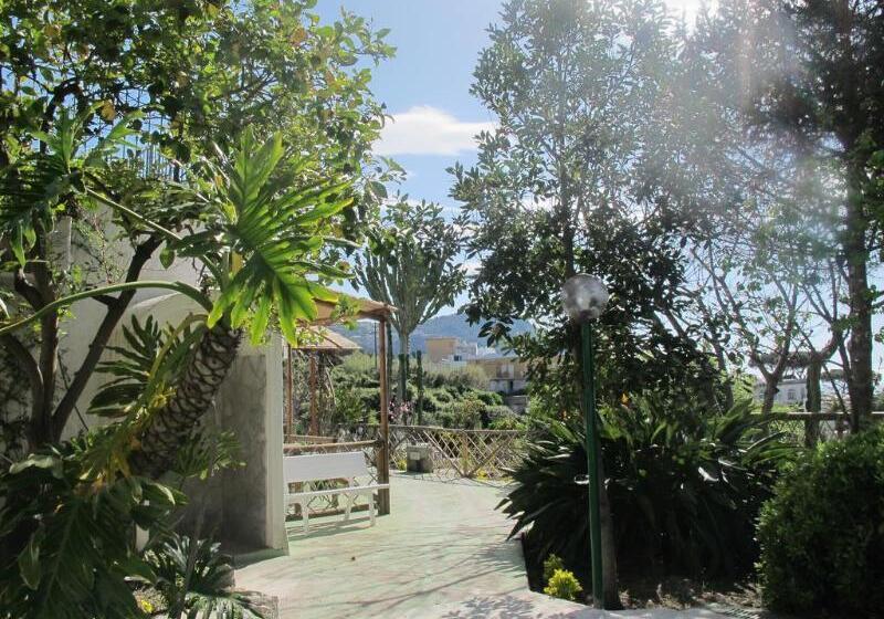 リゾートホテル Aparthotel Villa Marinù