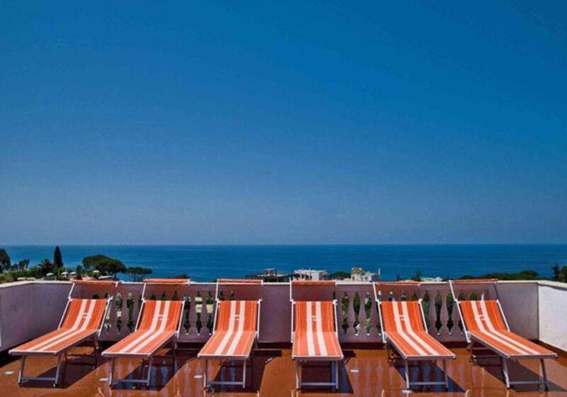 منتجع Aparthotel Villa Marinù
