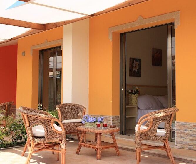 Курорт Baia Di Trainiti