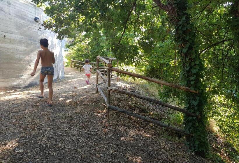 אתר נופש Borgo San Francesco