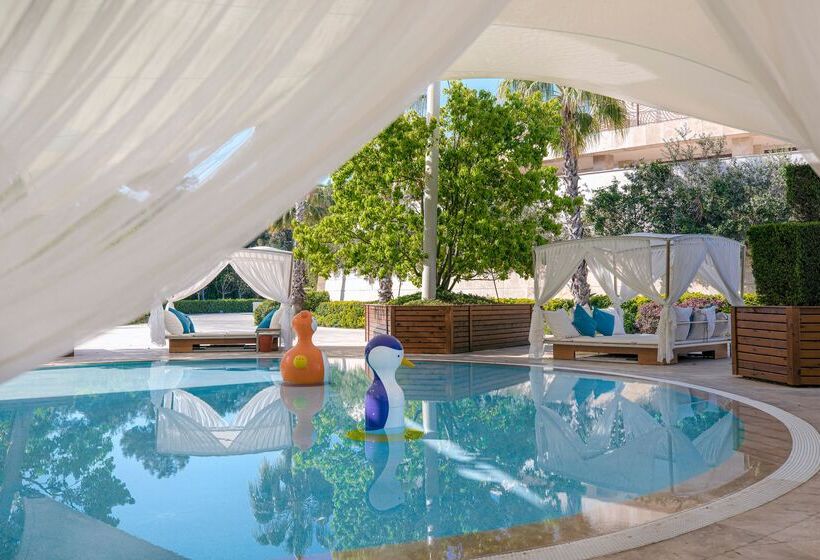 リゾートホテル Regnum Carya