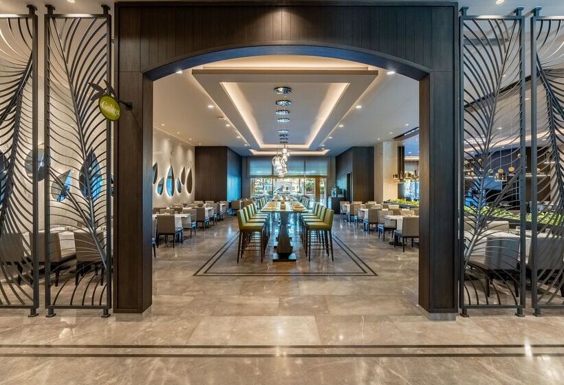 リゾートホテル Regnum Carya