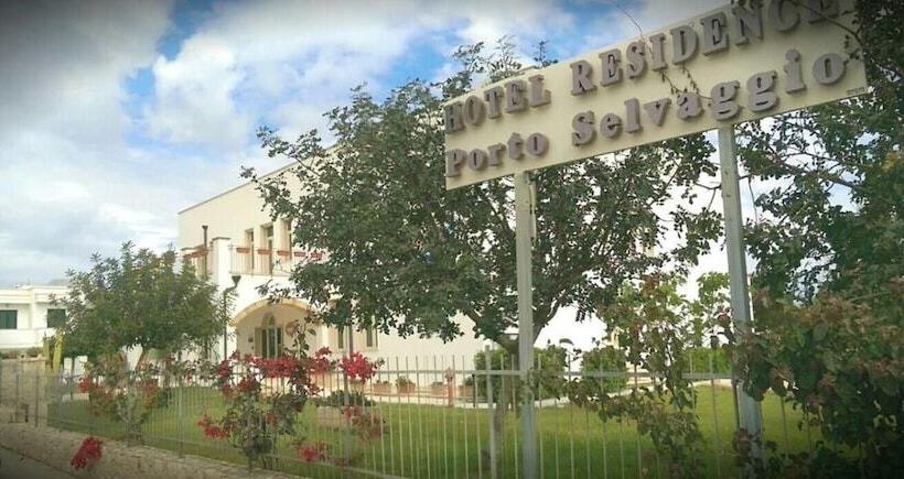 منتجع Residence Portoselvaggio