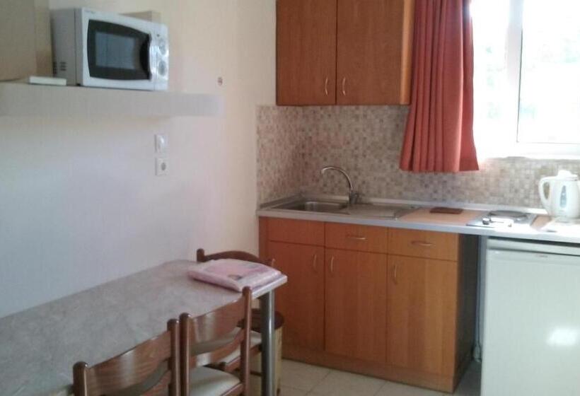 Summer Memories Apart