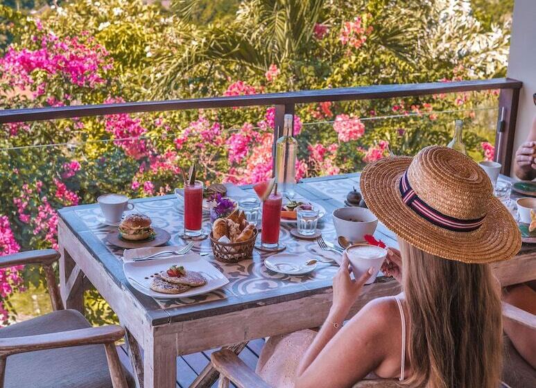 The Griya Villas And Spa
