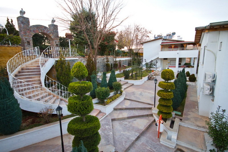 استراحتگاه Ugurlu Termal Tatil Köyü