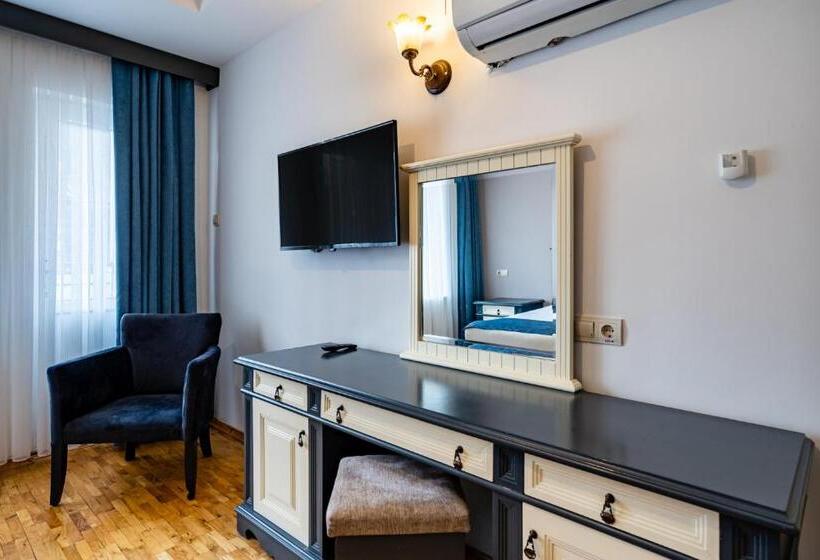 استراحتگاه Ugurlu Termal Tatil Köyü