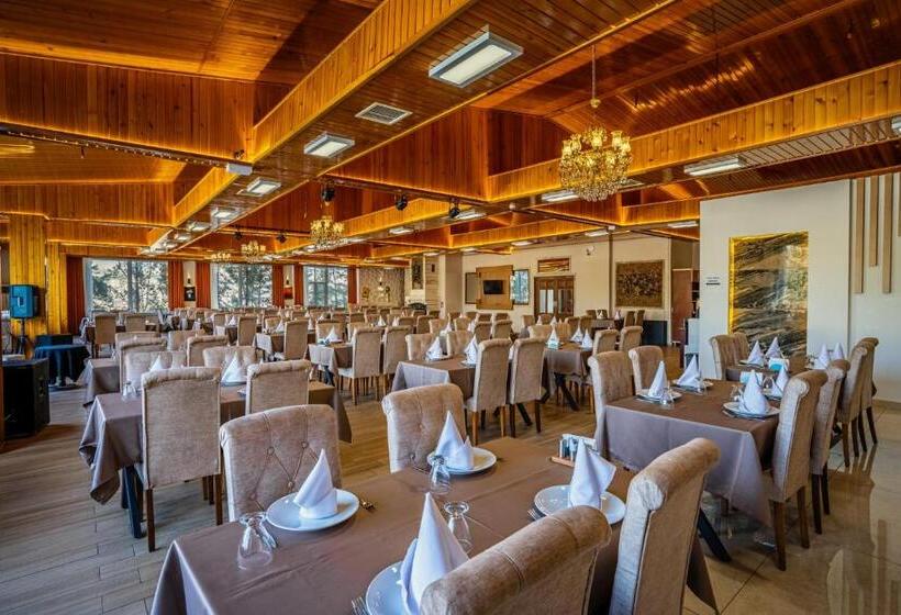 استراحتگاه Ugurlu Termal Tatil Köyü