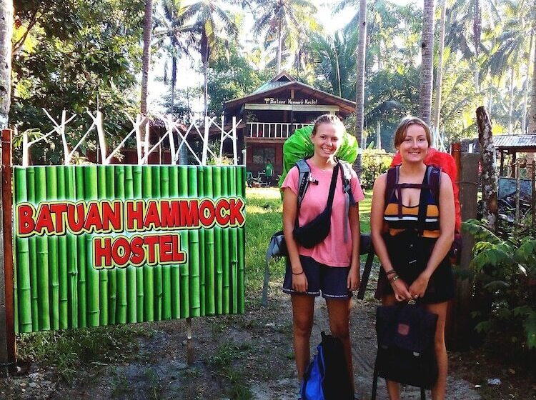 호텔 Batuan Hammock Hostel