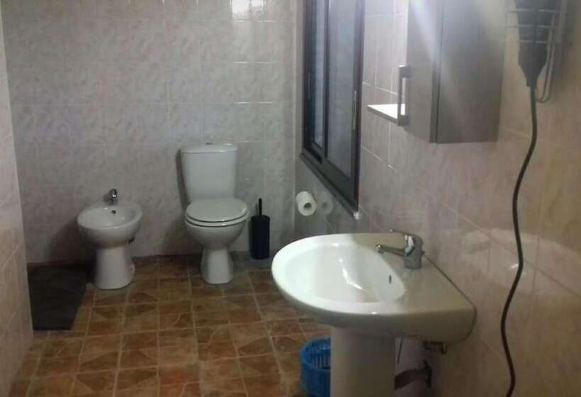 Отель Bed And Fly Aeroporto Fontanarossa Reception H24