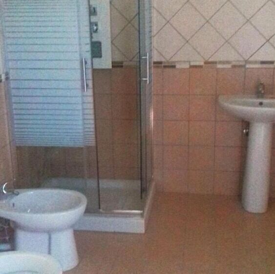 Отель Bed And Fly Aeroporto Fontanarossa Reception H24