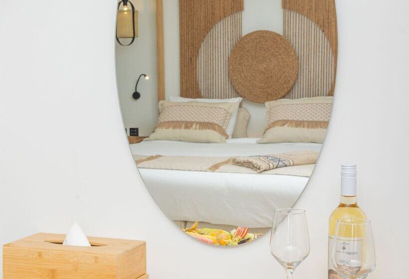 Cabana Blu Hotel & Suites