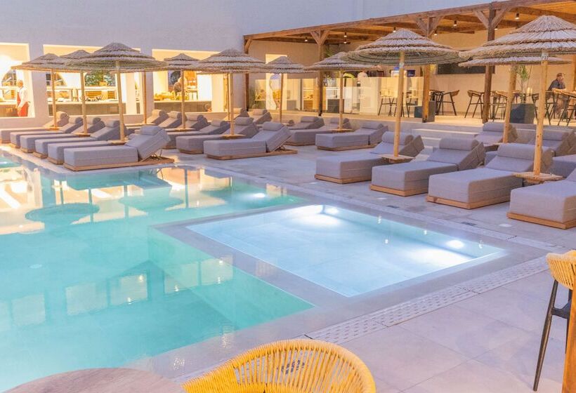 Cabana Blu Hotel & Suites