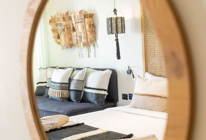 Cabana Blu Hotel & Suites