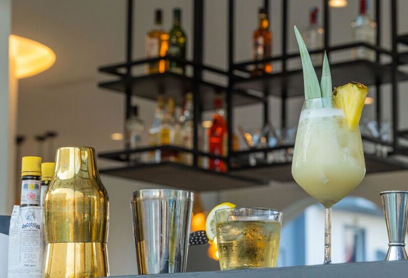 Cabana Blu Hotel & Suites