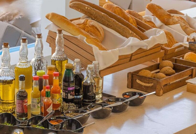 Cabana Blu Hotel & Suites