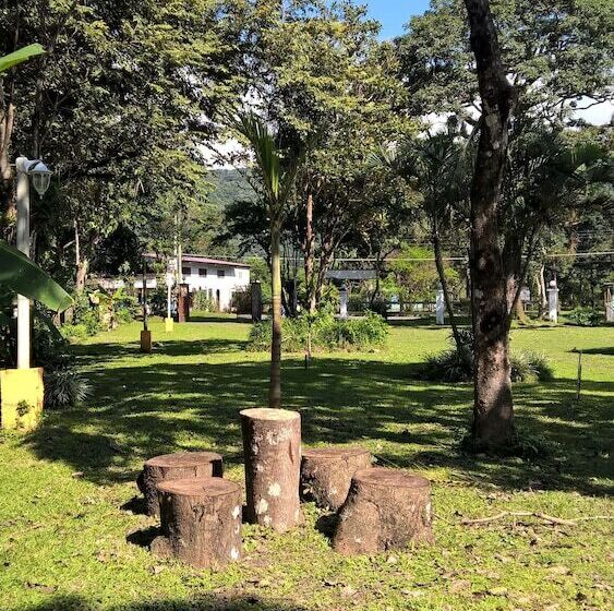 ホテル Cabanas El Valle