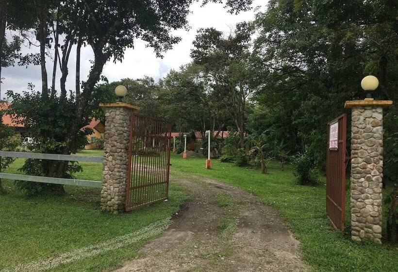 ホテル Cabanas El Valle