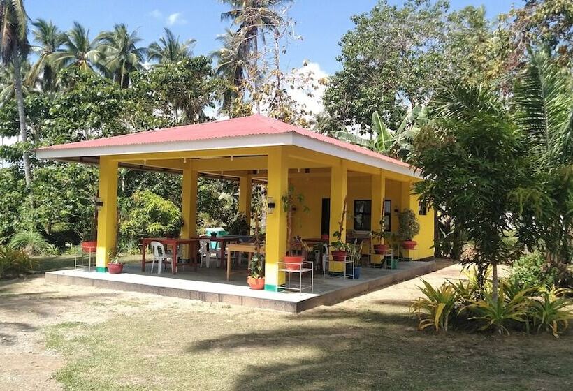 בית מלון כפרי Chilly Beach Resort Palawan