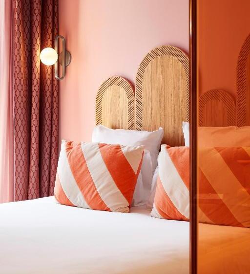 בית מלון כפרי De Cambis