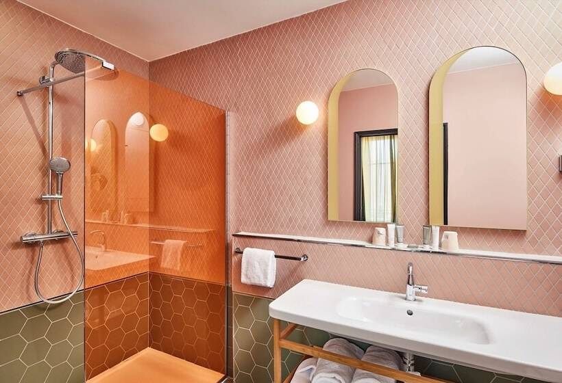 בית מלון כפרי De Cambis