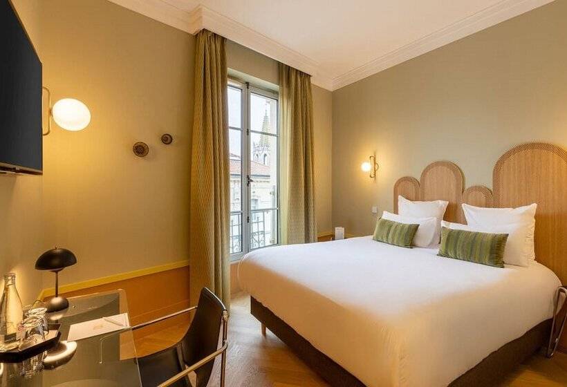 בית מלון כפרי De Cambis