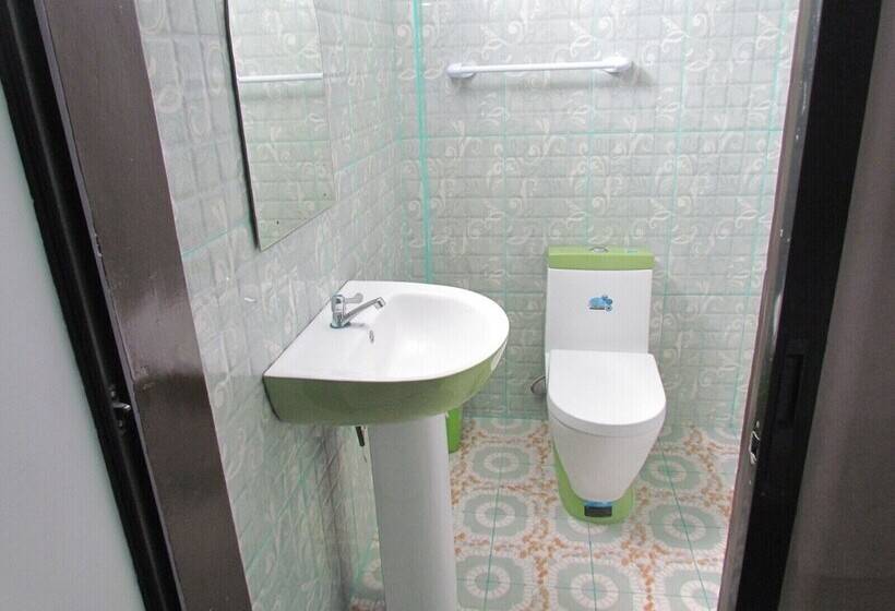 호텔 Mope Beach Resort