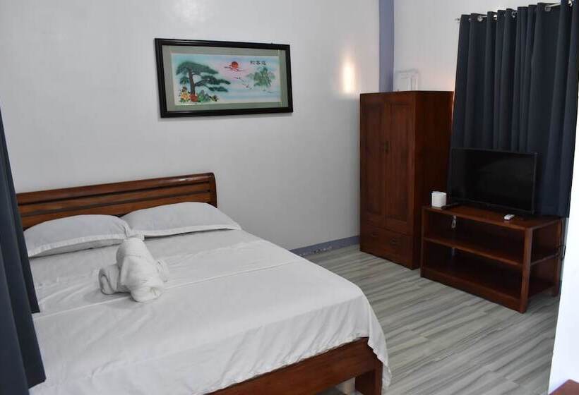 호텔 Mope Beach Resort