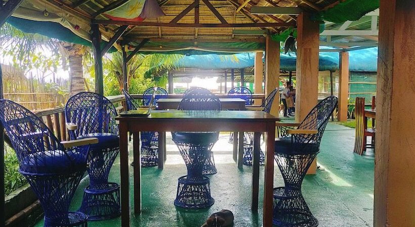 호텔 Mope Beach Resort