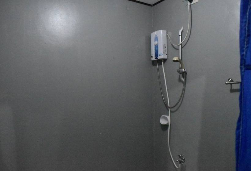 호텔 Mope Beach Resort