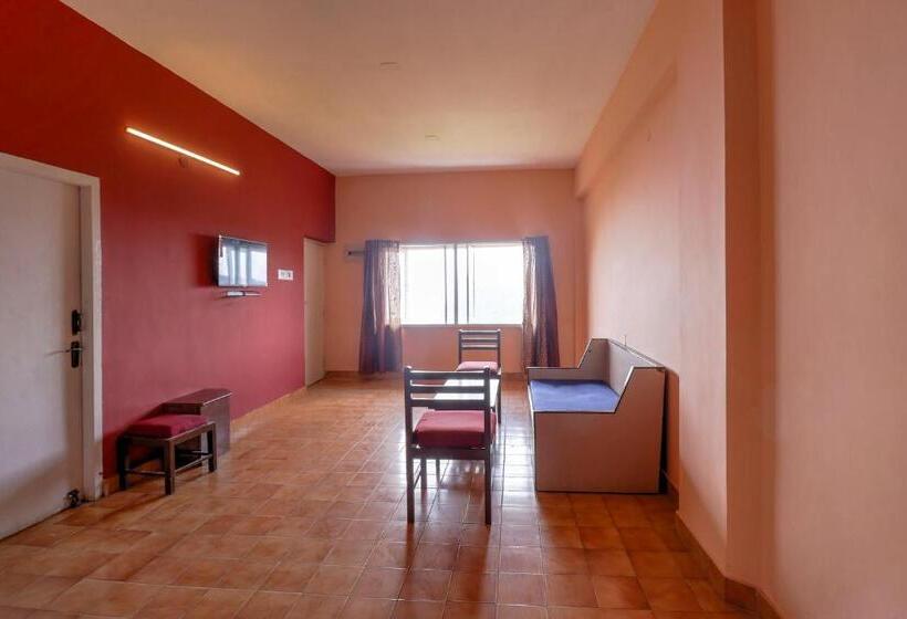 Fabhotel Green Castle Resort