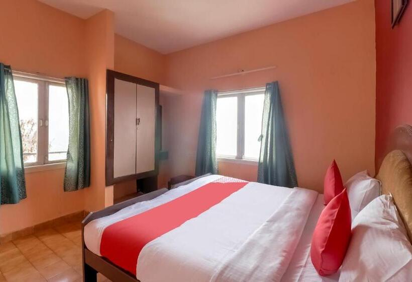 Fabhotel Green Castle Resort